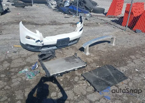 2015 Jeep Cherokee Limited из США, поврежденный, VIN 1C4PJMDS3FW774084